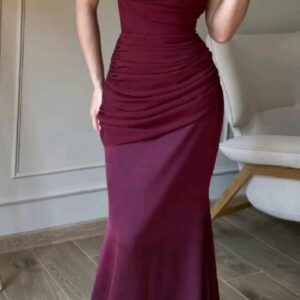 BODYCON DRESS .